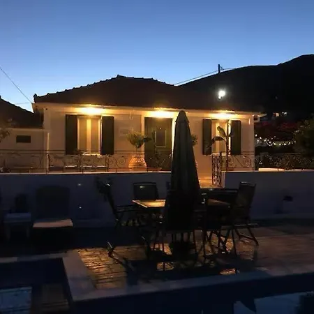 Lilac House Kefalonia בית נופש *